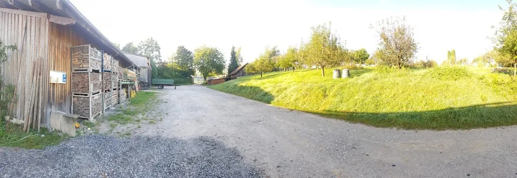 Lehenhöfle der Familie Mannschreck Pferdepension/Wohnmobilstellplatz - Foto 1