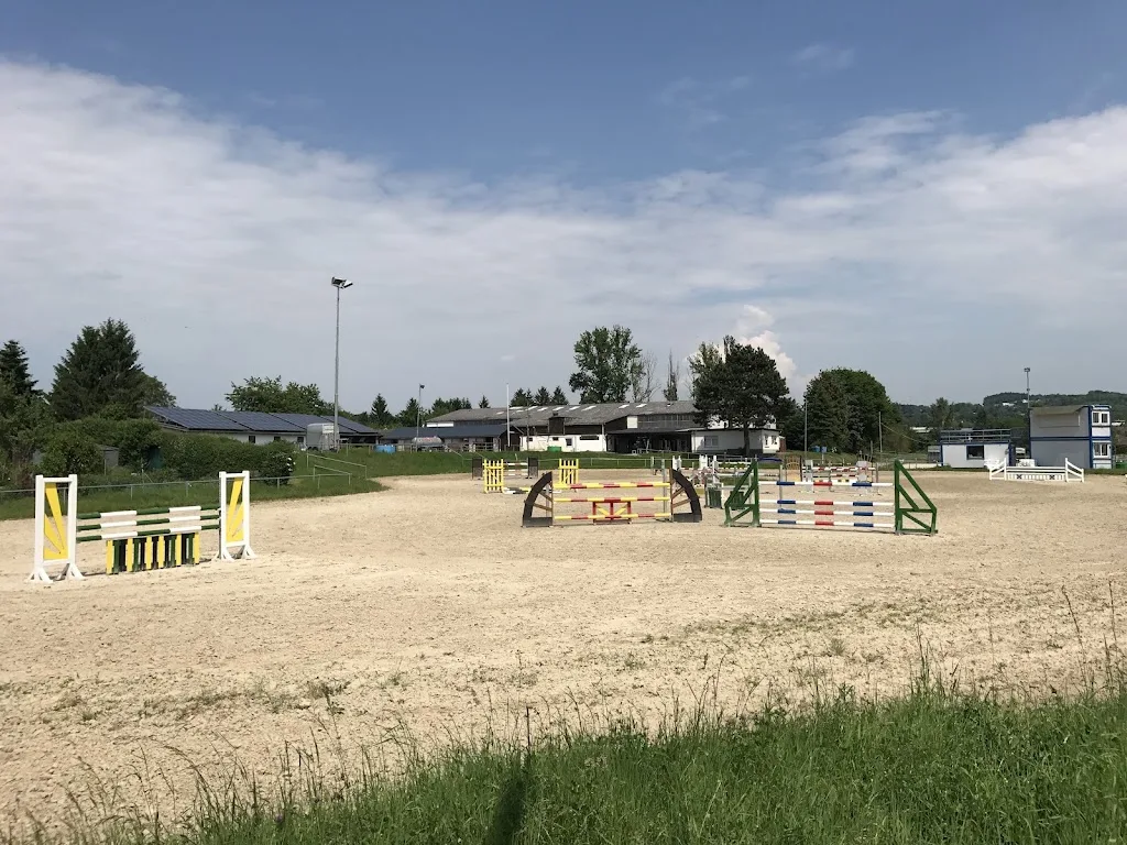 Reit- und Fahrverein Wetzlar e.V. Geschäftsstelle - Foto 2
