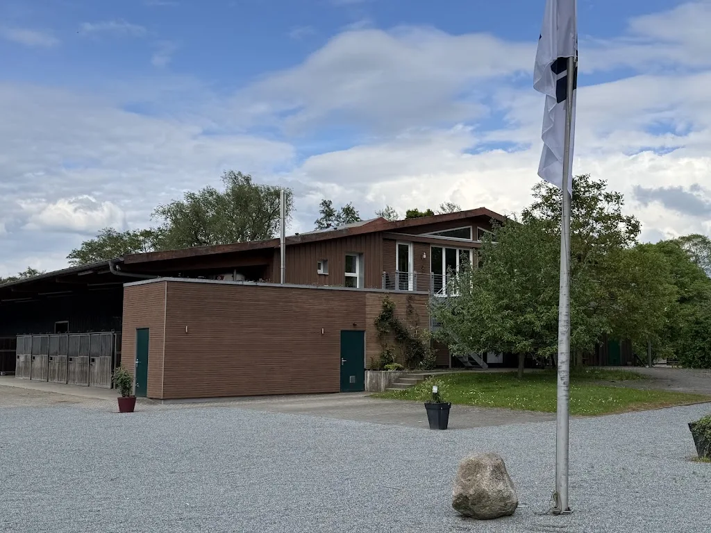 Reit- und Fahrverein Oberneuland e.V. - Foto 2