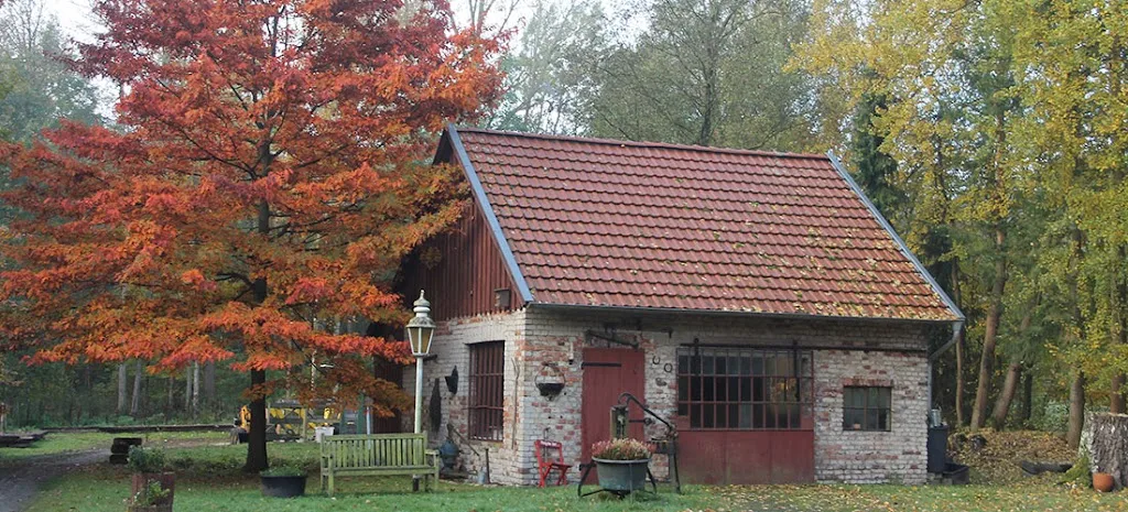 Equi-Sun Reitanlagenbau - Foto 1