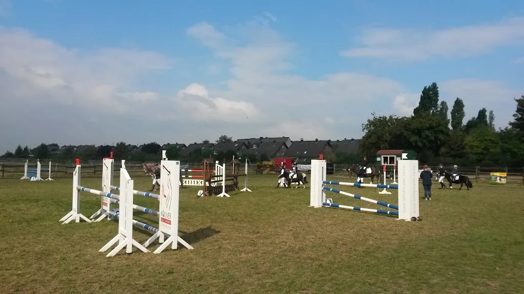 Reitstall Gut Kroschhof - photo 1