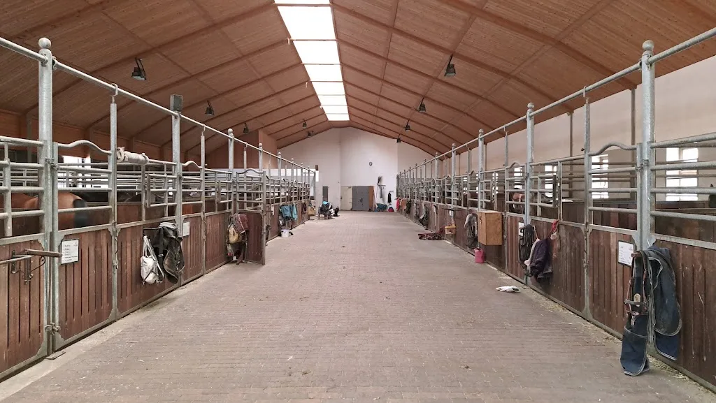 Reitstall Feichtner - photo 1