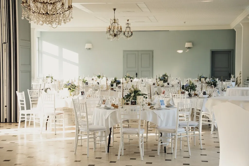 Gut Sarnow - Event- und Hochzeitslocation, Tagungshotel und Restaurant - photo 1