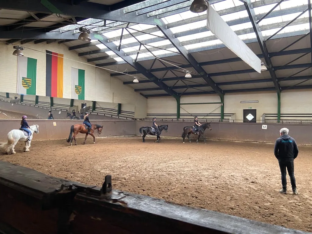 Reitanlage - Foto 1
