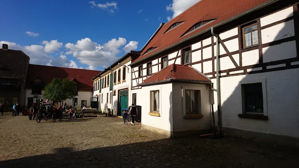 Ekine GmbH - Foto 1