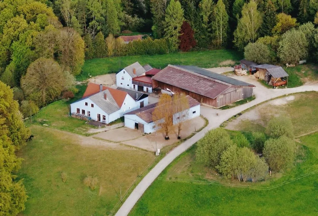 Offenstall Schmidt - photo 1