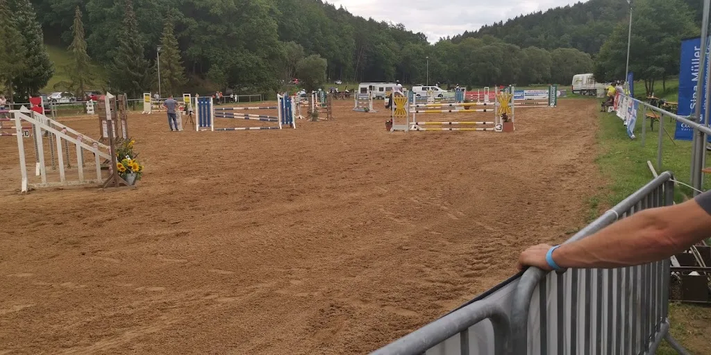 Reitverein "Zur Mühle" Breitenhain e.V. - Foto 3