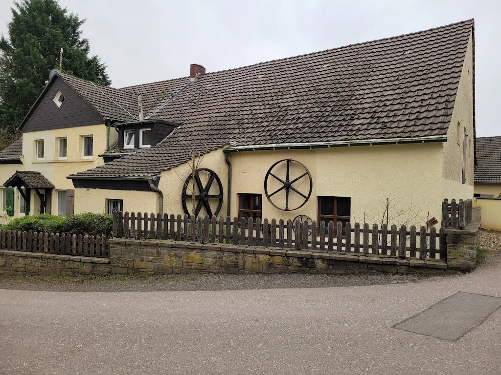 Reitanlage Gut Bärbroich - Foto 2